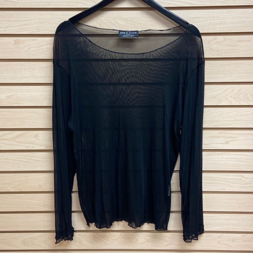 One O One Made in France women top Size XL